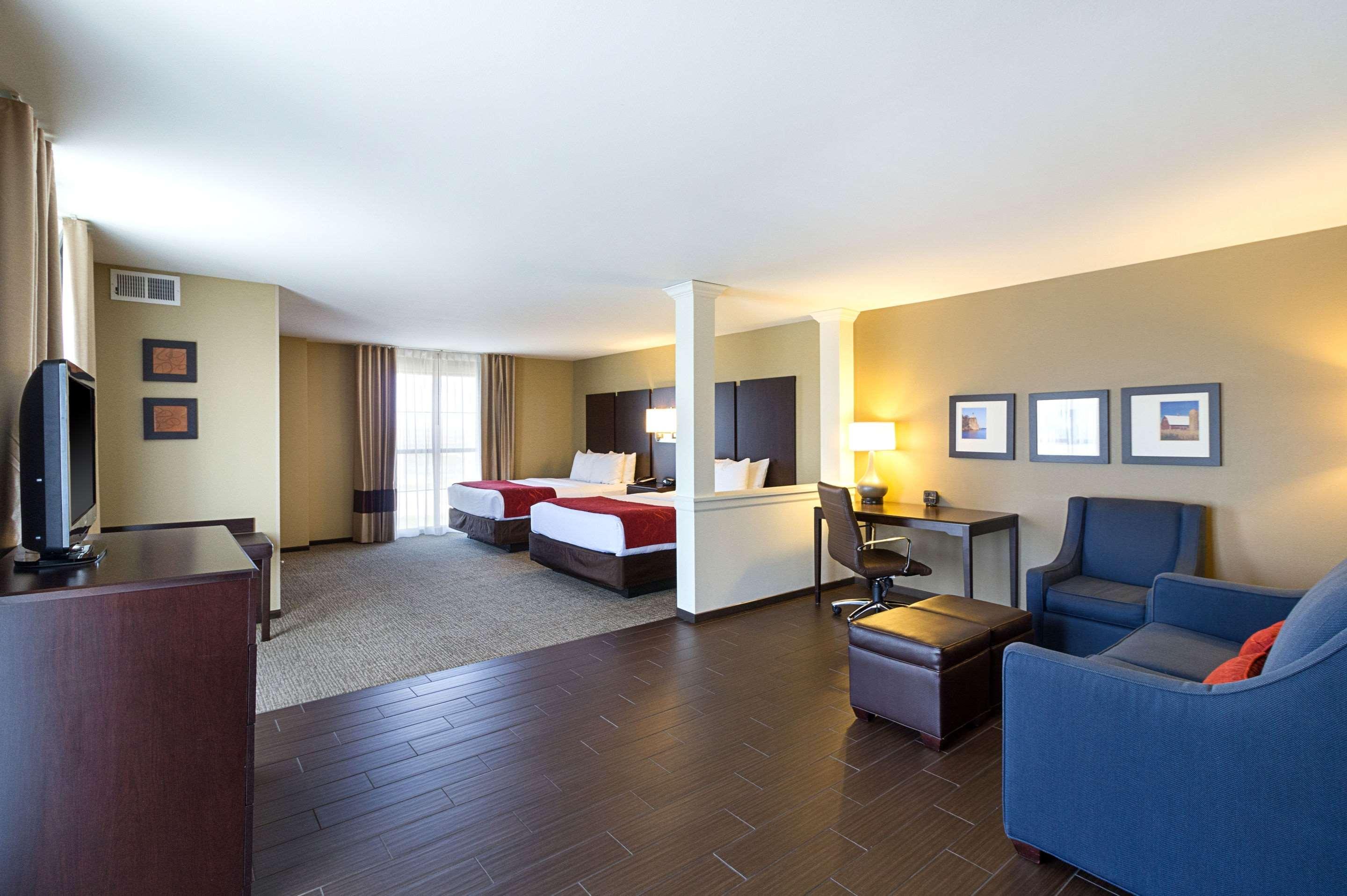 Comfort Suites & Conference Center Worthington Exteriér fotografie