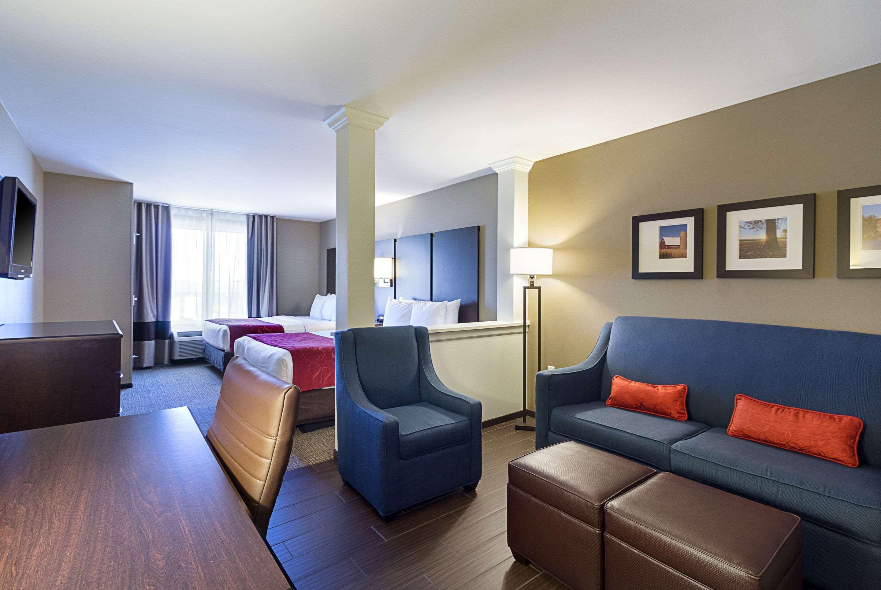 Comfort Suites & Conference Center Worthington Exteriér fotografie