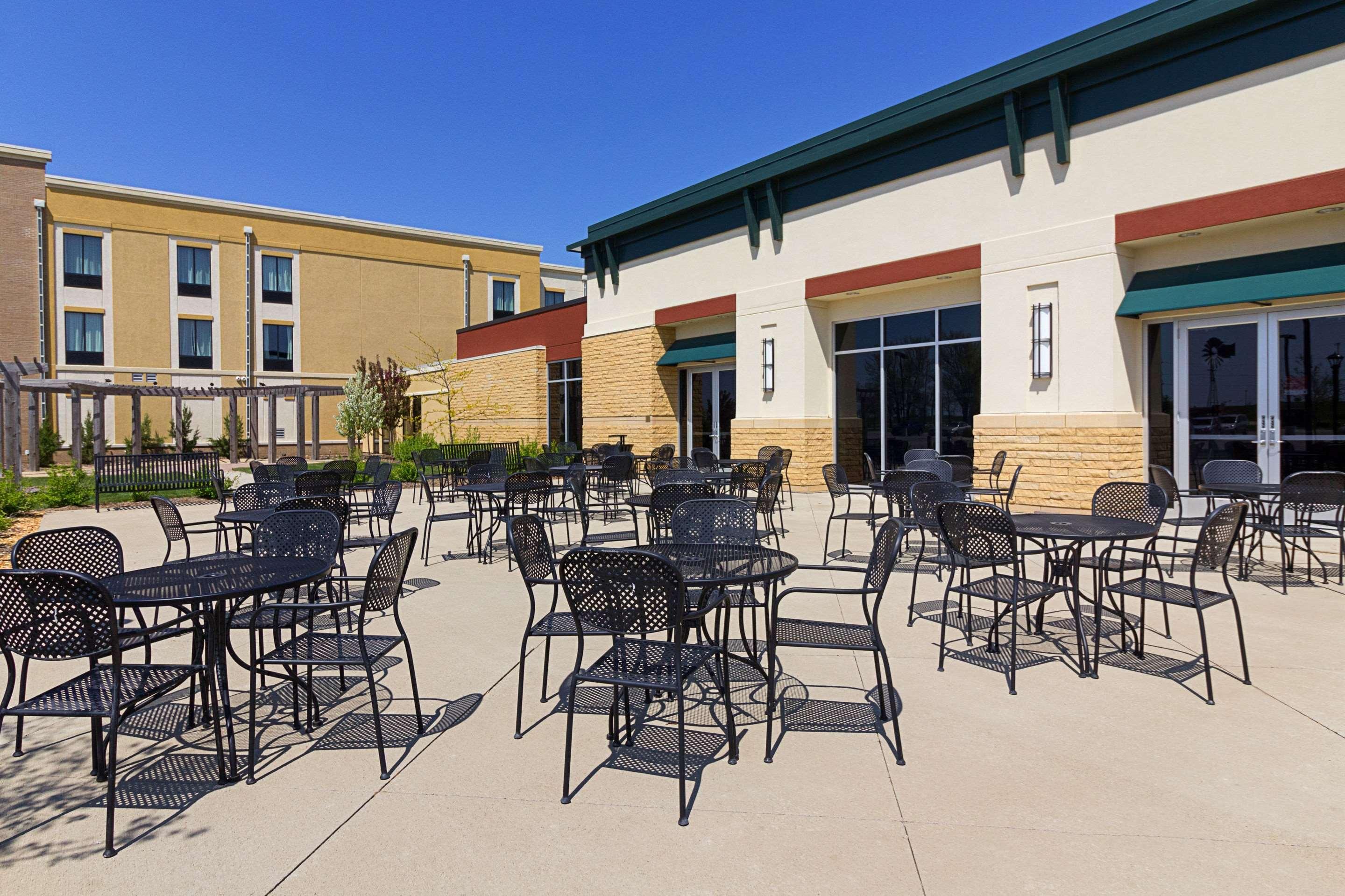 Comfort Suites & Conference Center Worthington Exteriér fotografie