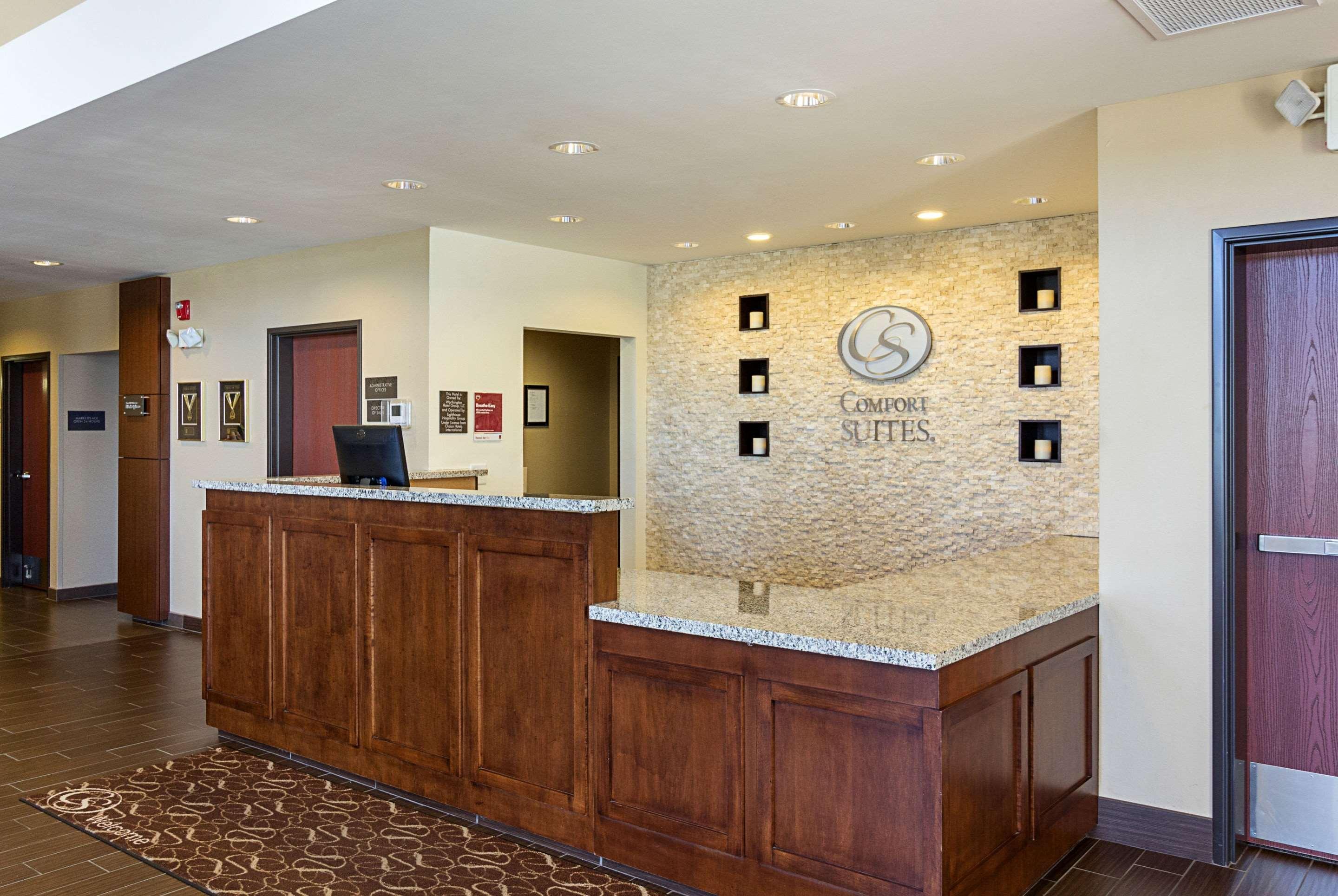 Comfort Suites & Conference Center Worthington Exteriér fotografie