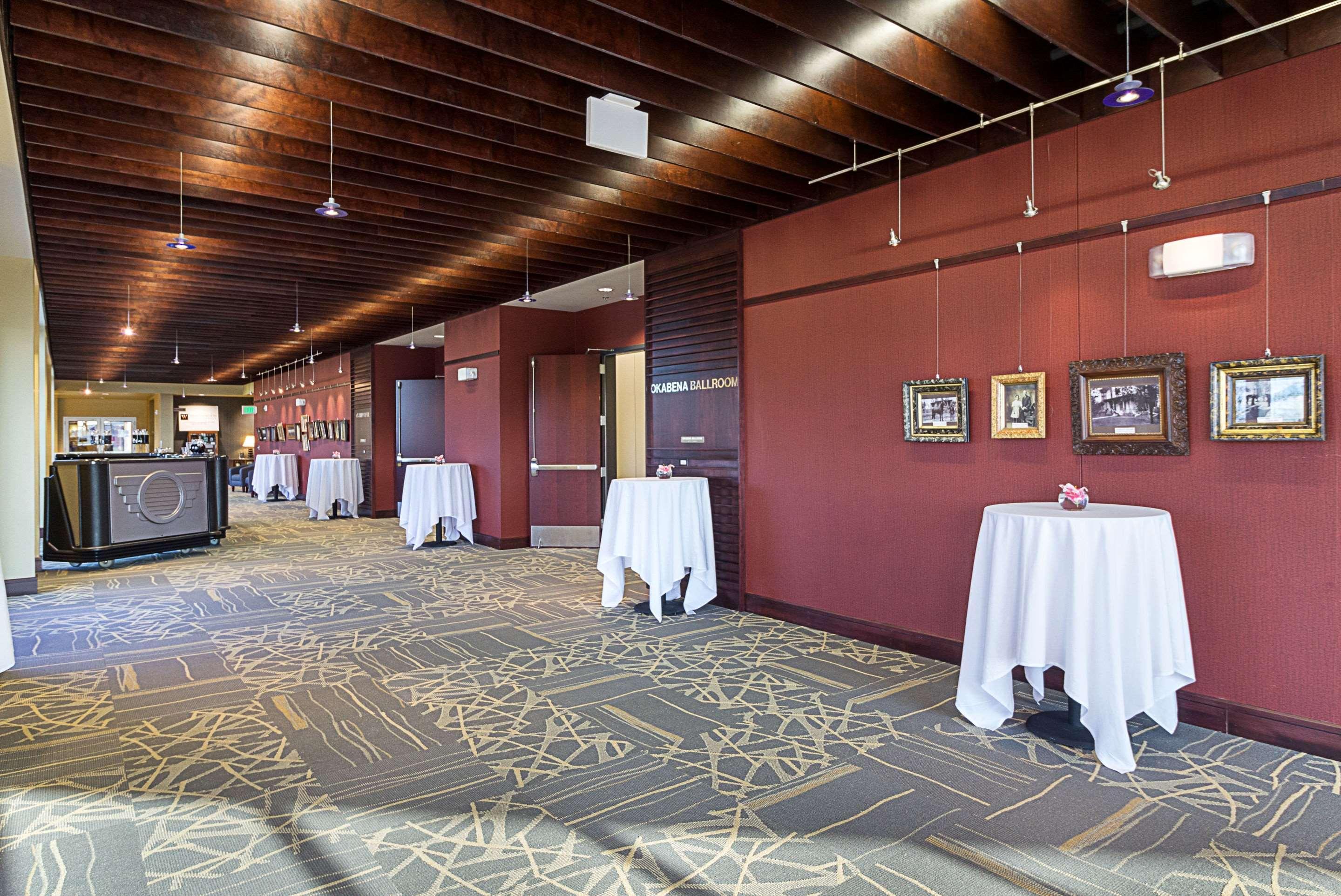 Comfort Suites & Conference Center Worthington Exteriér fotografie