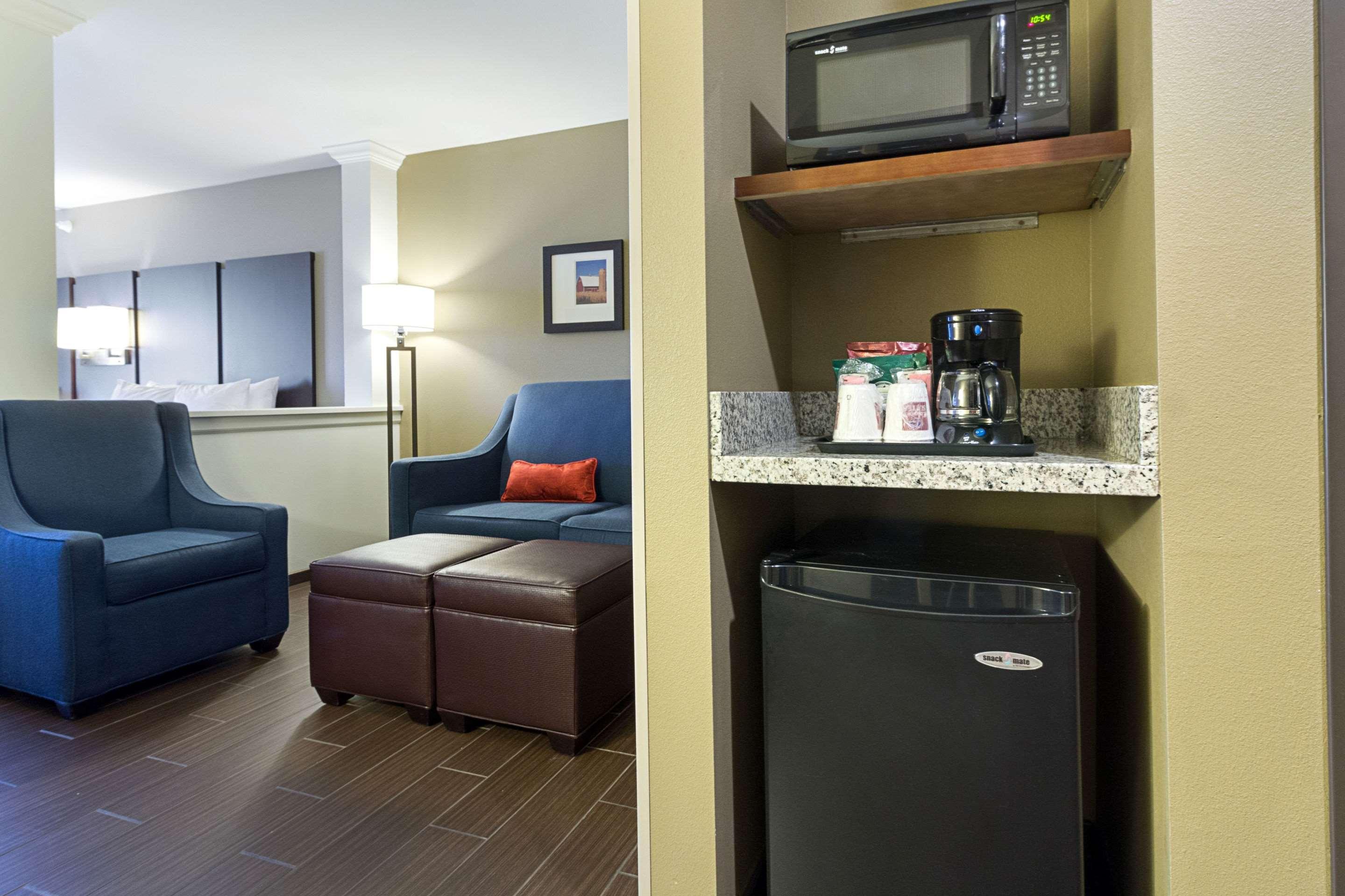 Comfort Suites & Conference Center Worthington Exteriér fotografie